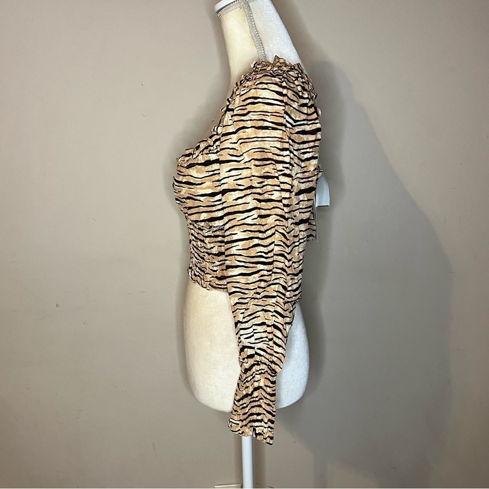 🌻Faithfull The Brand Tiger Print Sleeve Top - Picture 3 of 6